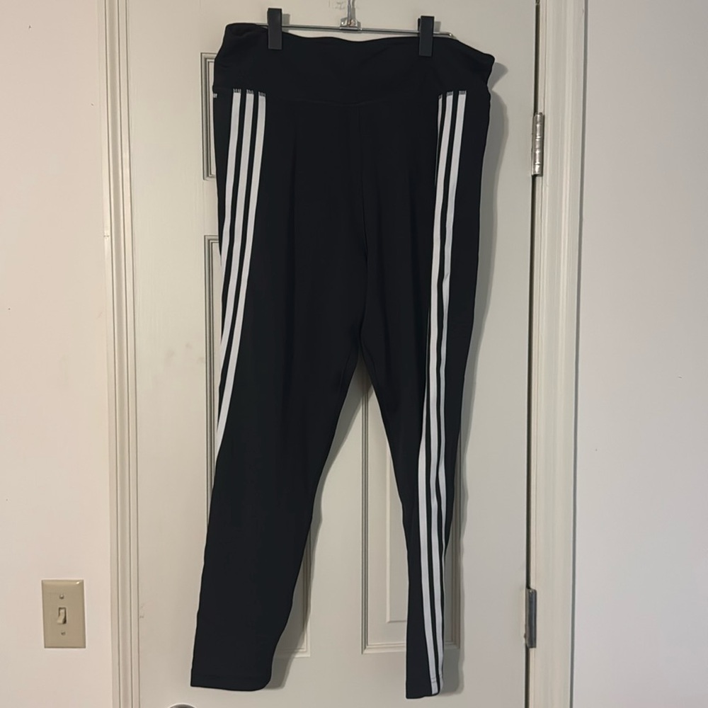 Adidas Aeroready joggers. Black and white. Size XL.